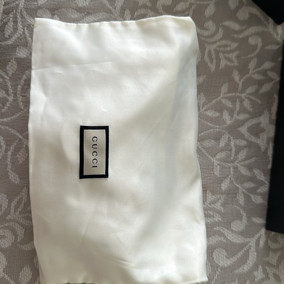 Mini Gucci bag, worn once. - Picture 3 of 4